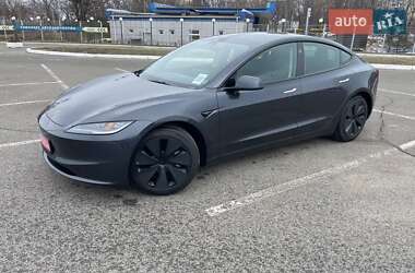 Седан Tesla Model 3 2024 в Киеве