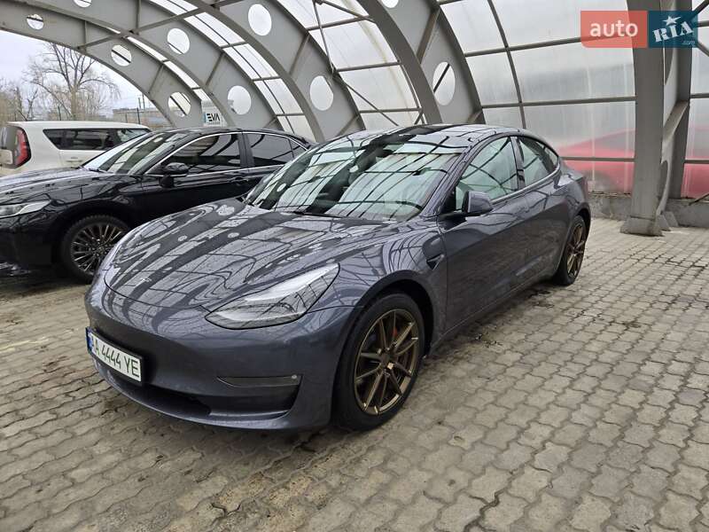 Седан Tesla Model 3 2021 в Киеве фото 4 Седан Tesla Model 3 2021 в Киеве