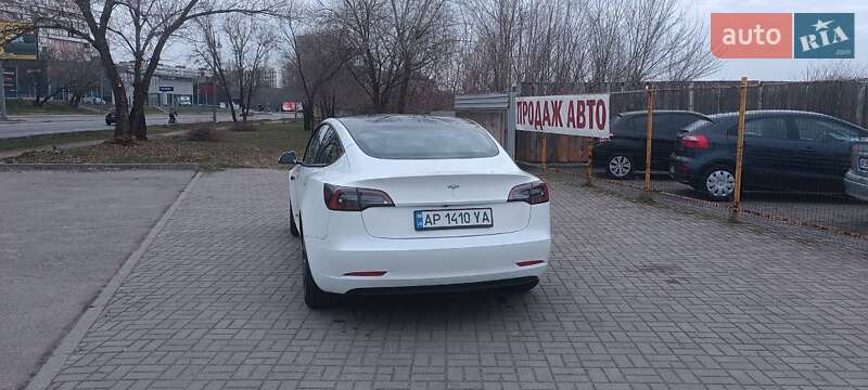Седан Tesla Model 3 2023 в Запоріжжі