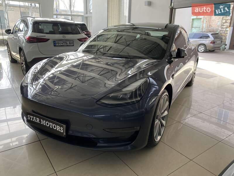 Седан Tesla Model 3 2022 в Одесі