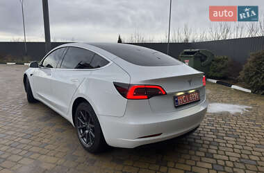 Седан Tesla Model 3 2019 в 