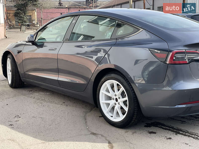 Седан Tesla Model 3 2021 в Запорожье фото 4 Седан Tesla Model 3 2021 в Запорожье
