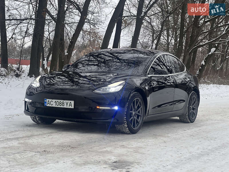 Седан Tesla Model 3 2019 в Володимирі фото 26 Седан Tesla Model 3 2019 в Володимирі