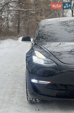 Седан Tesla Model 3 2019 в Владимире