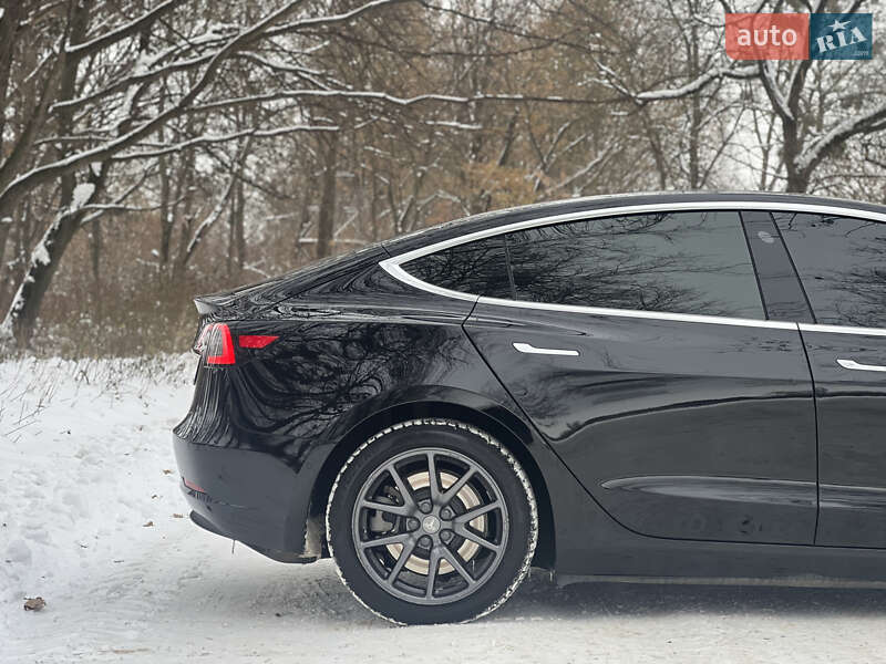 Седан Tesla Model 3 2019 в Володимирі фото 41 Седан Tesla Model 3 2019 в Володимирі
