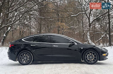 Седан Tesla Model 3 2019 в Владимире