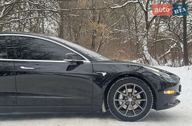 Седан Tesla Model 3 2019 в Владимире