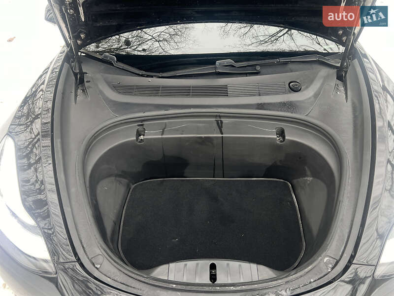 Седан Tesla Model 3 2019 в Володимирі фото 83 Седан Tesla Model 3 2019 в Володимирі