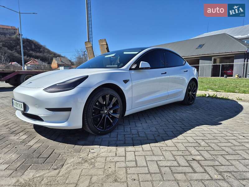 Седан Tesla Model 3 2020 в Мукачевому фото 5 Седан Tesla Model 3 2020 в Мукачевому