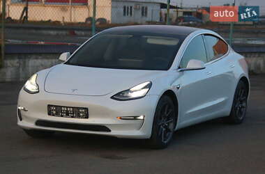 Tesla Model 3 2019