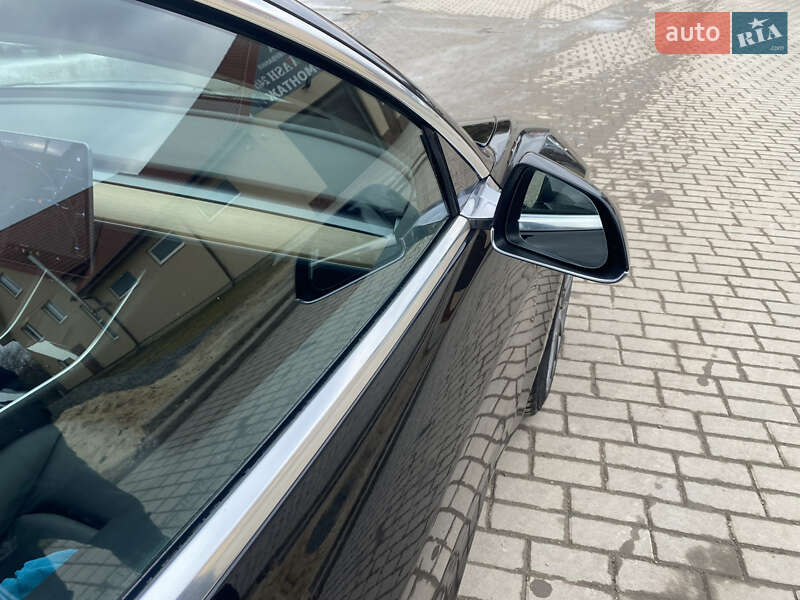 Седан Tesla Model 3 2019 в Городке