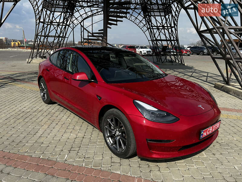 Седан Tesla Model 3 2022 в Харькове