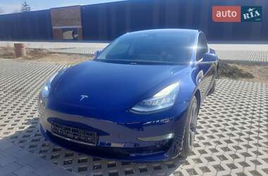 Седан Tesla Model 3 2018 в 