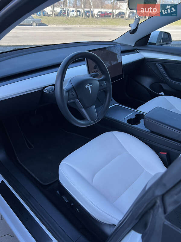 Седан Tesla Model 3 2021 в Білій Церкві