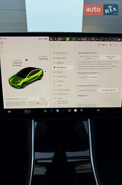 Седан Tesla Model 3 2019 в 