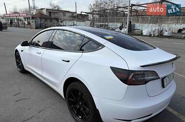 Седан Tesla Model 3 2020 в Дніпрі