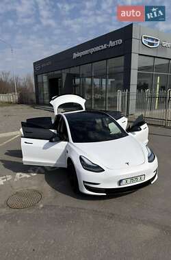 Седан Tesla Model 3 2020 в Дніпрі