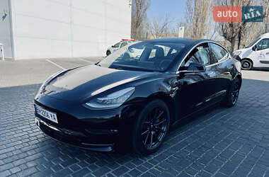 Tesla Model 3 2020 Tesla Model 3 2020