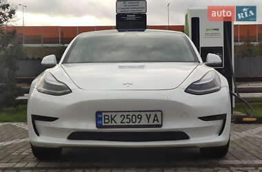 Tesla Model 3 2020 Tesla Model 3 2020