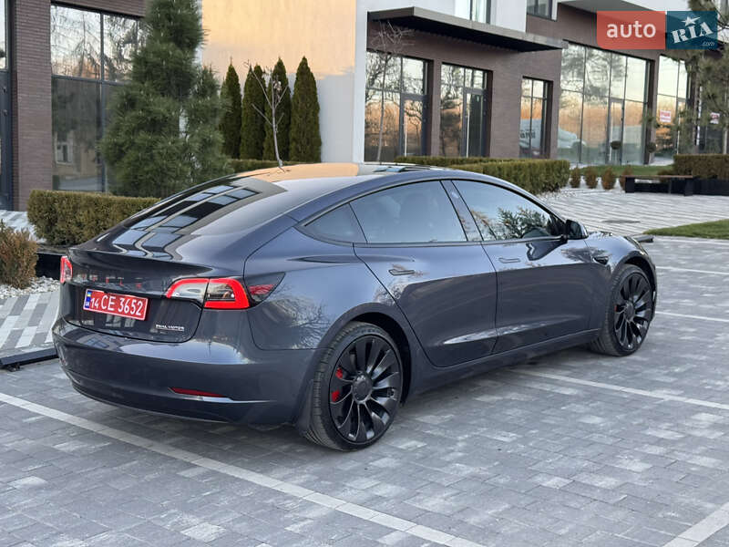 Седан Tesla Model 3 2023 в Ужгороде фото 13 Седан Tesla Model 3 2023 в Ужгороде