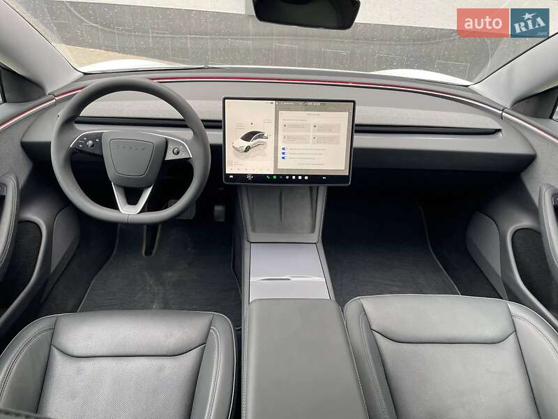 Седан Tesla Model 3 2024 в Киеве