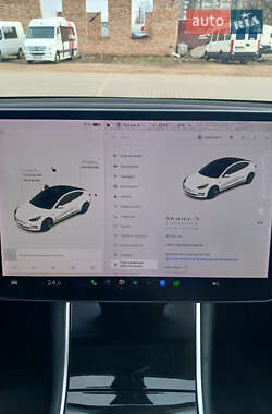 Седан Tesla Model 3 2019 в 