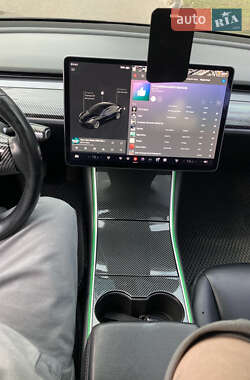 Седан Tesla Model 3 2018 в 