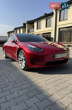 Седан Tesla Model 3 2019 в 