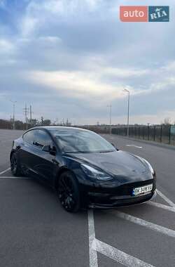 Седан Tesla Model 3 2022 в Рівному