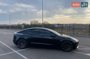 Седан Tesla Model 3 2022 в Рівному