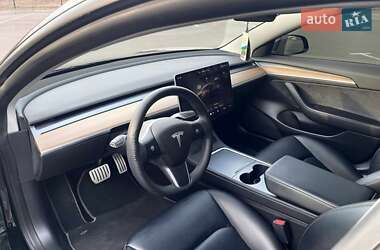 Седан Tesla Model 3 2022 в Рівному