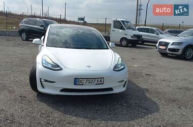 Tesla Model 3 2018