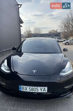 Седан Tesla Model 3 2019 в 