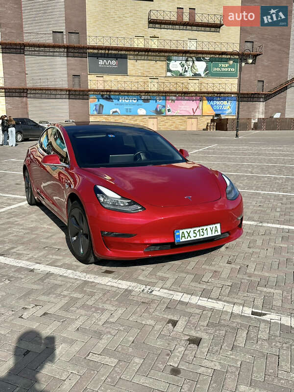 Tesla Model 3 2018