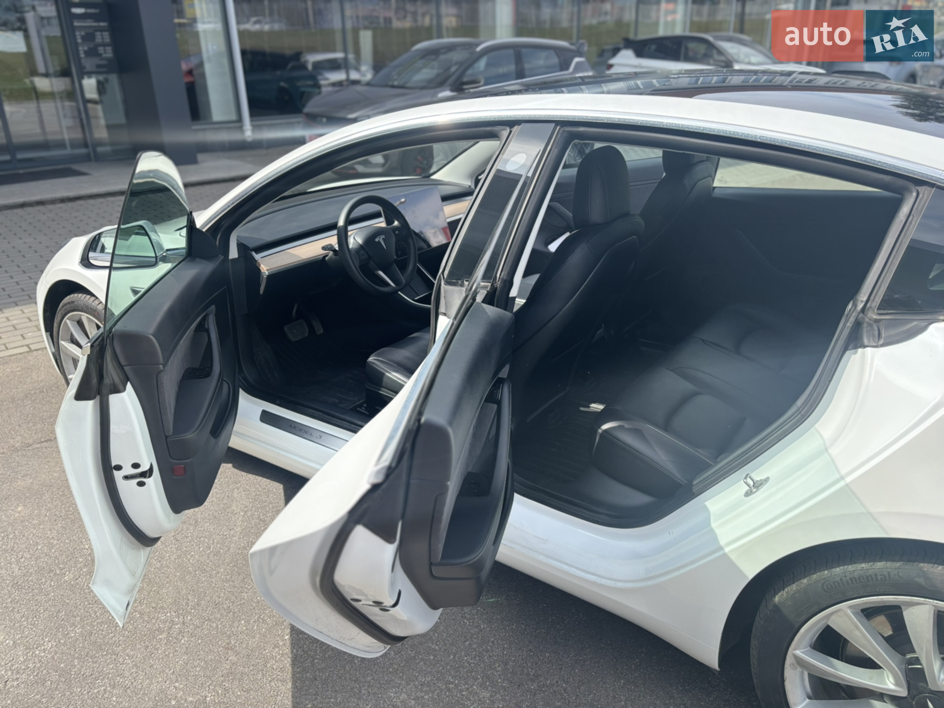 2020 Tesla Model 3 - мініатюра 30