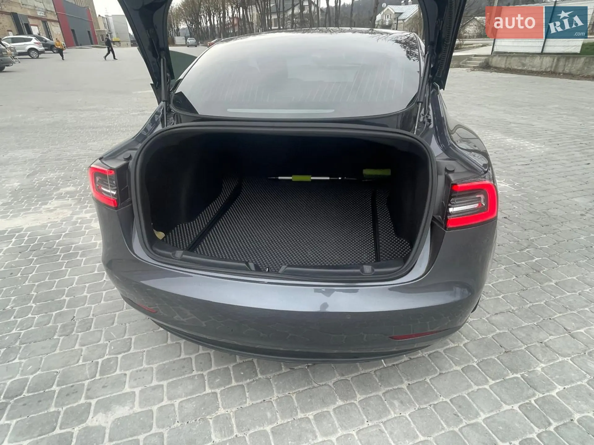 2019 Tesla Model 3 - мініатюра 10