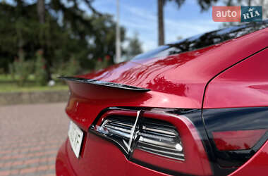 Седан Tesla Model 3 2018 в 