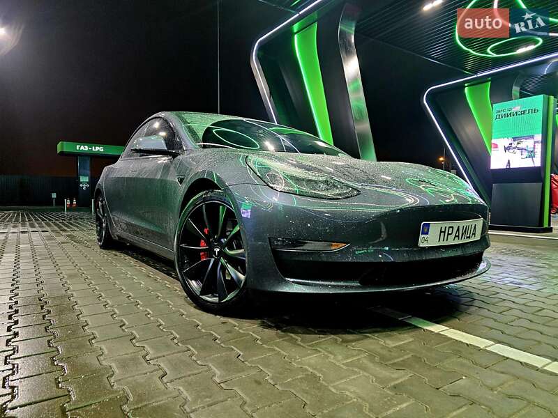 Седан Tesla Model 3 2018 в Днепре