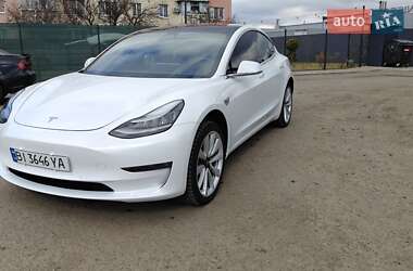 Седан Tesla Model 3 2018 в 