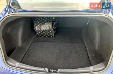 Седан Tesla Model 3 2018 в Киеве