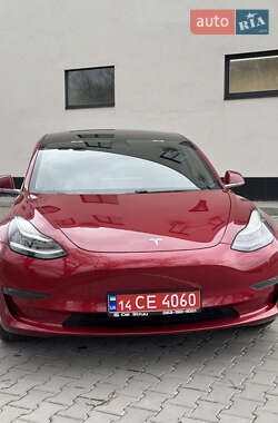 Седан Tesla Model 3 2018 в 