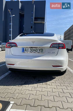 Седан Tesla Model 3 2019 в 