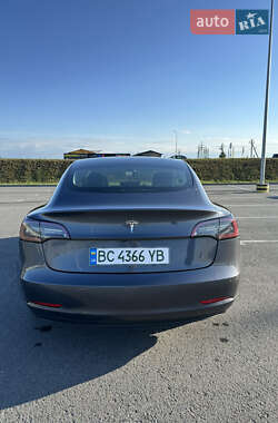 Седан Tesla Model 3 2018 в 