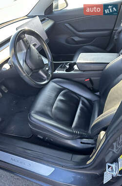 Седан Tesla Model 3 2018 в 