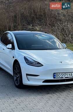 Tesla Model 3 2019