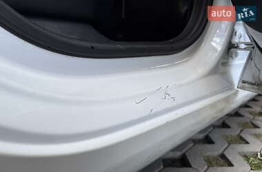 Седан Tesla Model 3 2019 в Тернополі