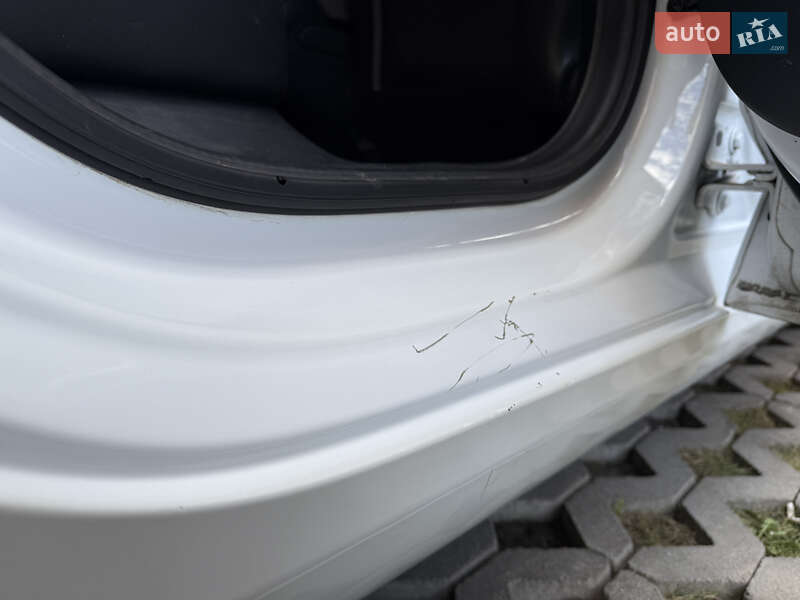 Седан Tesla Model 3 2019 в Тернополе