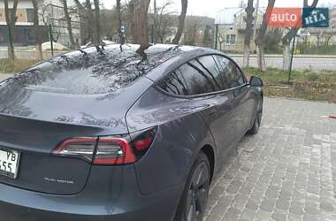 Седан Tesla Model 3 2022 в Львові