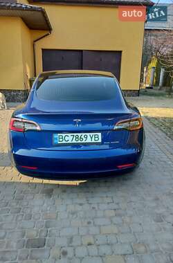 Седан Tesla Model 3 2019 в 