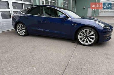 Седан Tesla Model 3 2018 в 